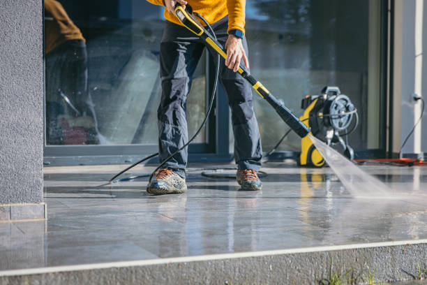 Best Animal Enclosure Cleaning  in De Graff, OH